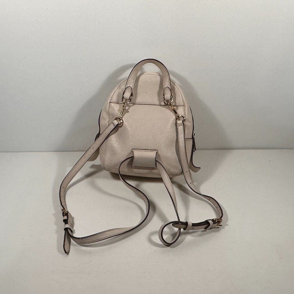 Coach (F30530) Andi Cream White Leather Convertible Backpack - Picture 3 of 9